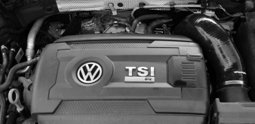 VWR Intake System - R600 - Schlauch schwarz, für MQB 2.0 and 1.8 TSI mit EA888 Gen3